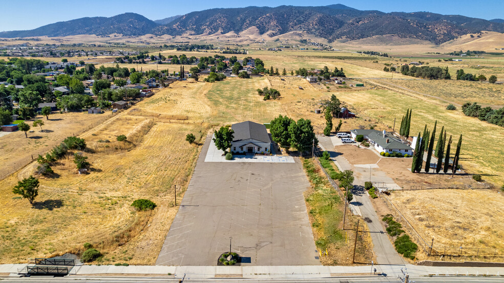 48771 W Valley Blvd, Tehachapi, CA for sale - Building Photo - Image 3 of 38