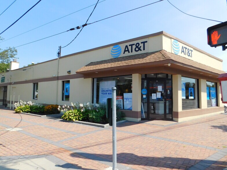 401403 Jericho Tpke, New Hyde Park, NY 11040