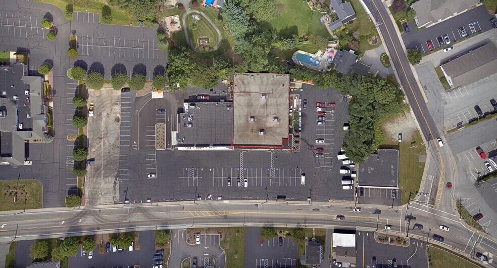 633-639 Putnam Pike, Smithfield, RI for lease - Aerial - Image 3 of 3