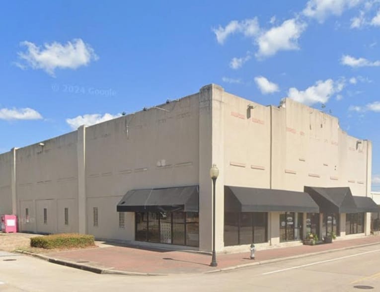 Downtown Beaumont Bulk Sale portfolio of 4 properties for sale on LoopNet.com - Building Photo - Image 2 of 24