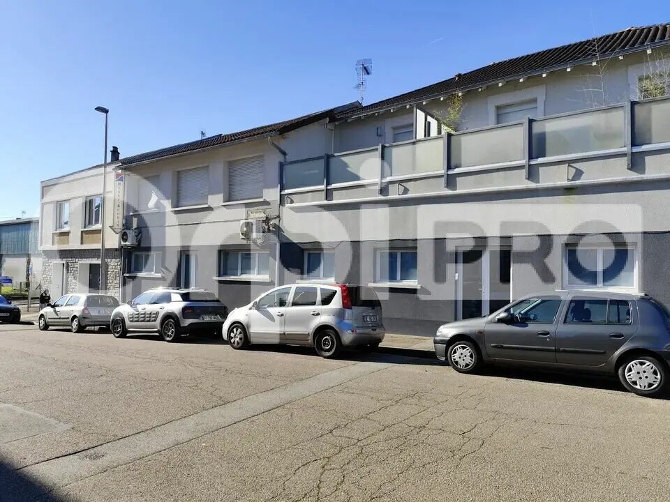 Flex in Limoges for lease Building Photo- Image 1 of 10