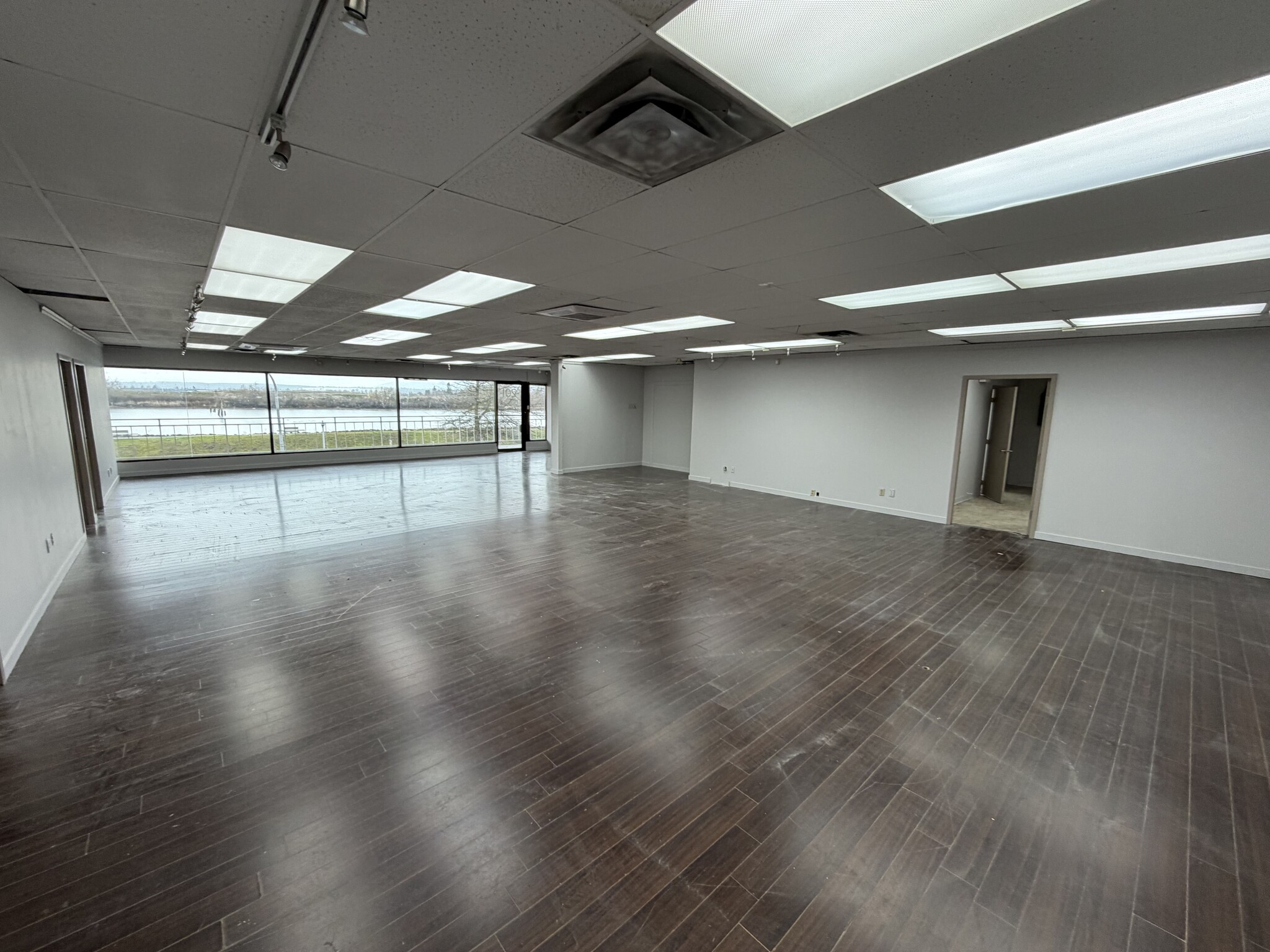 7080 River Rd, Richmond, BC for lease Interior Photo- Image 1 of 6