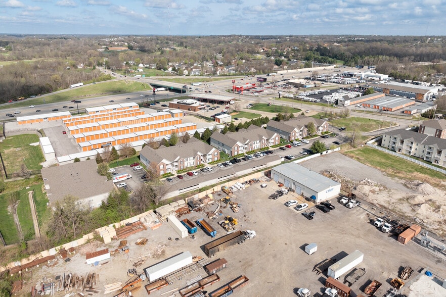 6401 Brookfield Court Dr, Saint Louis, MO for sale - Building Photo - Image 3 of 9