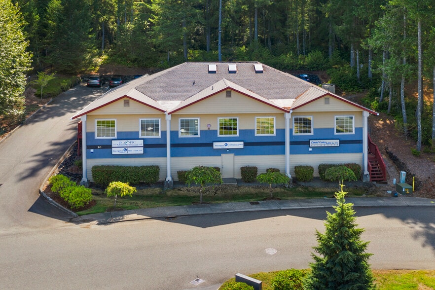 10 NE Creelman Ln, Belfair, WA for lease - Primary Photo - Image 3 of 9