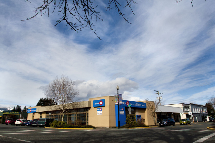 585 England Ave, Courtenay, BC for sale - Building Photo - Image 3 of 3