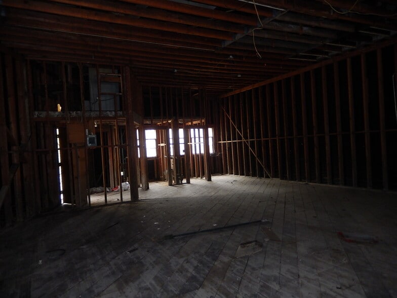 16125-16127 Main St, Guerneville, CA for sale - Building Photo - Image 3 of 4