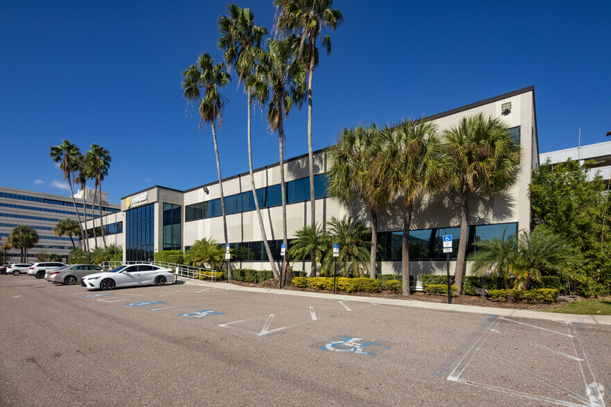 4115 W Spruce St, Tampa, FL for lease - Building Photo - Image 1 of 4