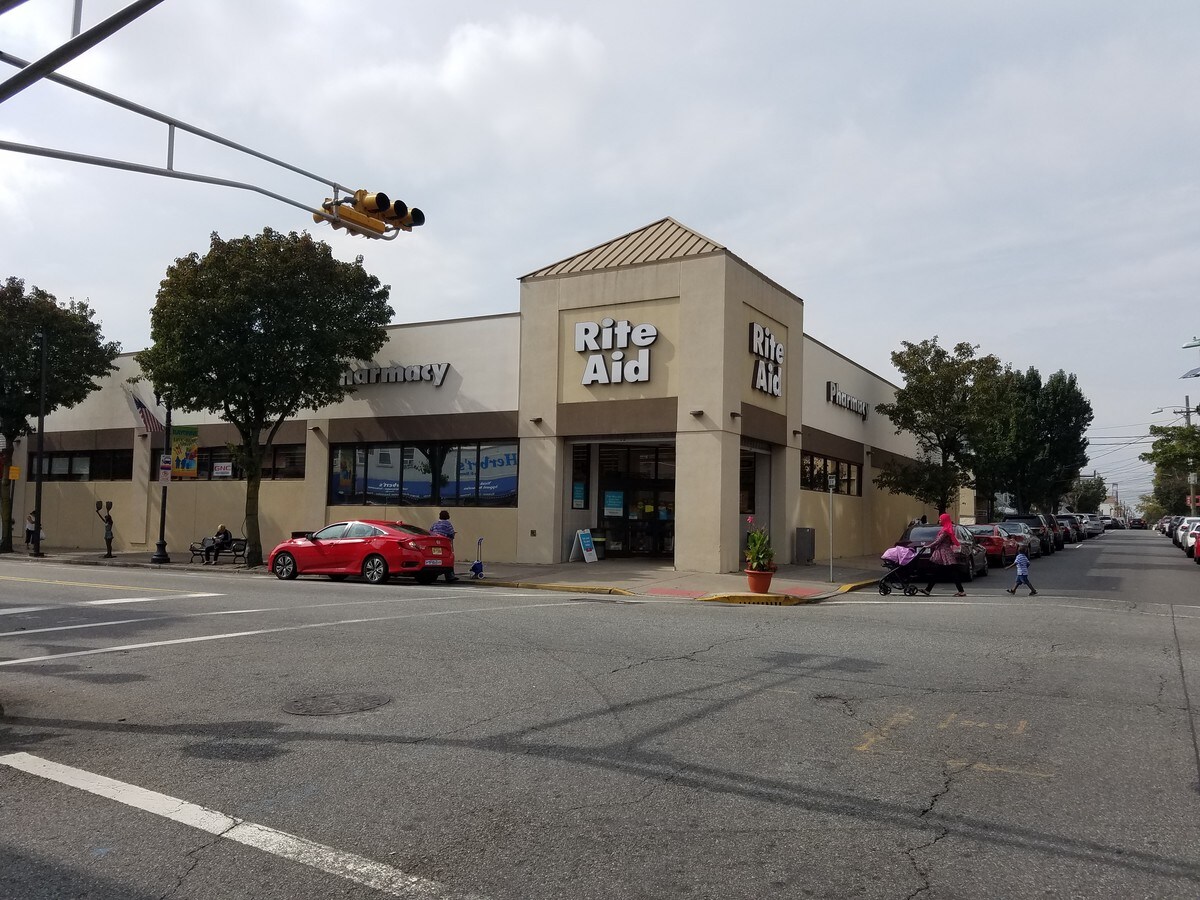471 Broadway, Bayonne, NJ 07002
