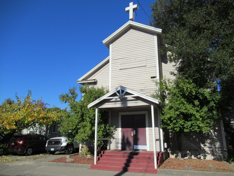 241 Piper St, Healdsburg, CA for sale - Primary Photo - Image 1 of 1