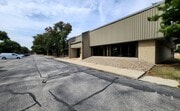 702-732 W Killarney St, Urbana IL - Warehouse