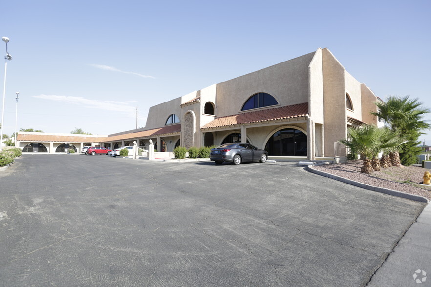 3651 Lindell Rd, Las Vegas, NV for sale - Primary Photo - Image 1 of 1