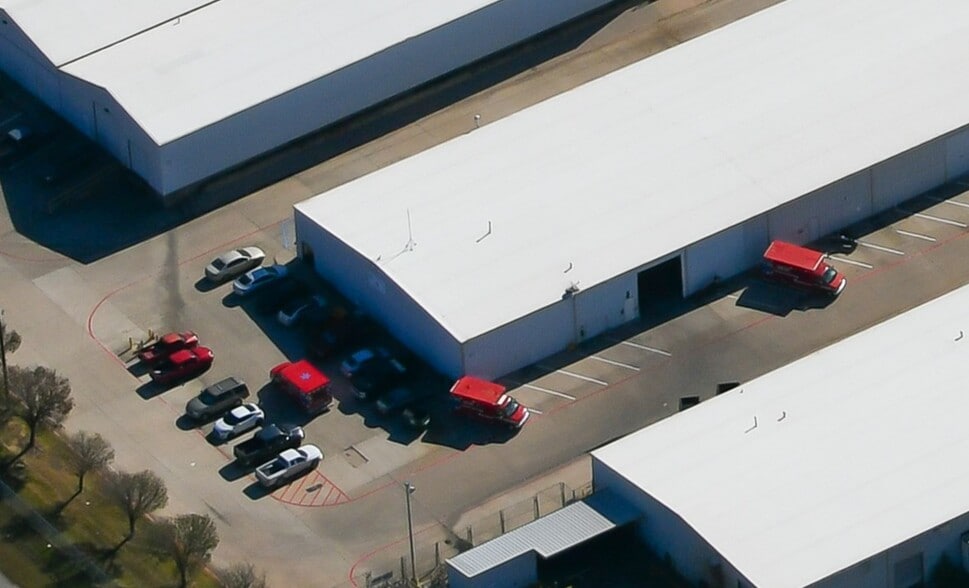 2341 N Masch Branch Rd, Denton, TX for lease - Building Photo - Image 1 of 13