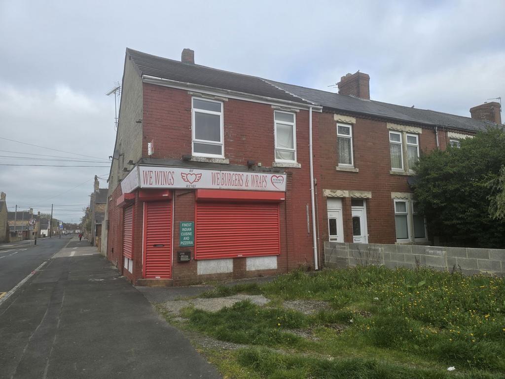 251 Hawthorn Rd, Ashington for sale Primary Photo- Image 1 of 10