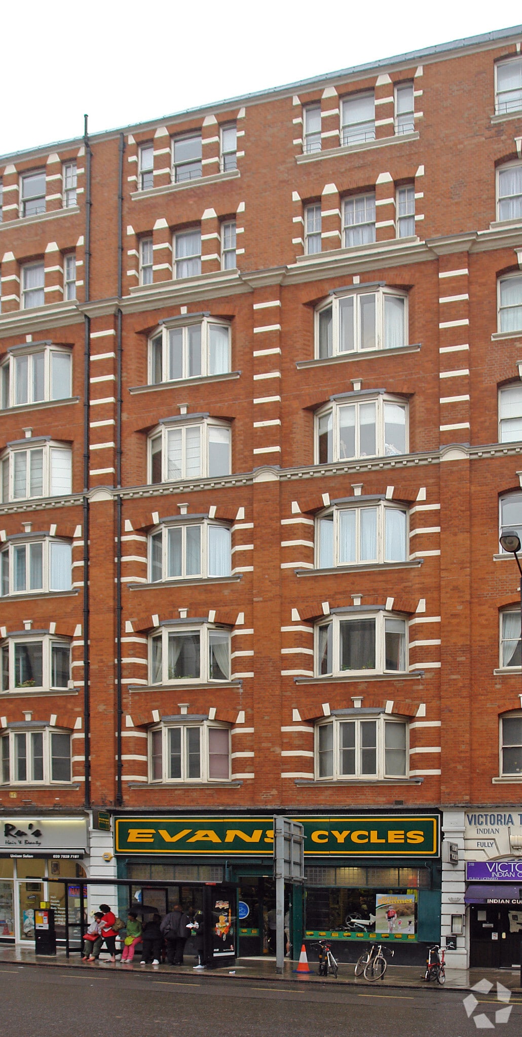 320-320B Vauxhall Bridge Rd, London for sale Building Photo- Image 1 of 1