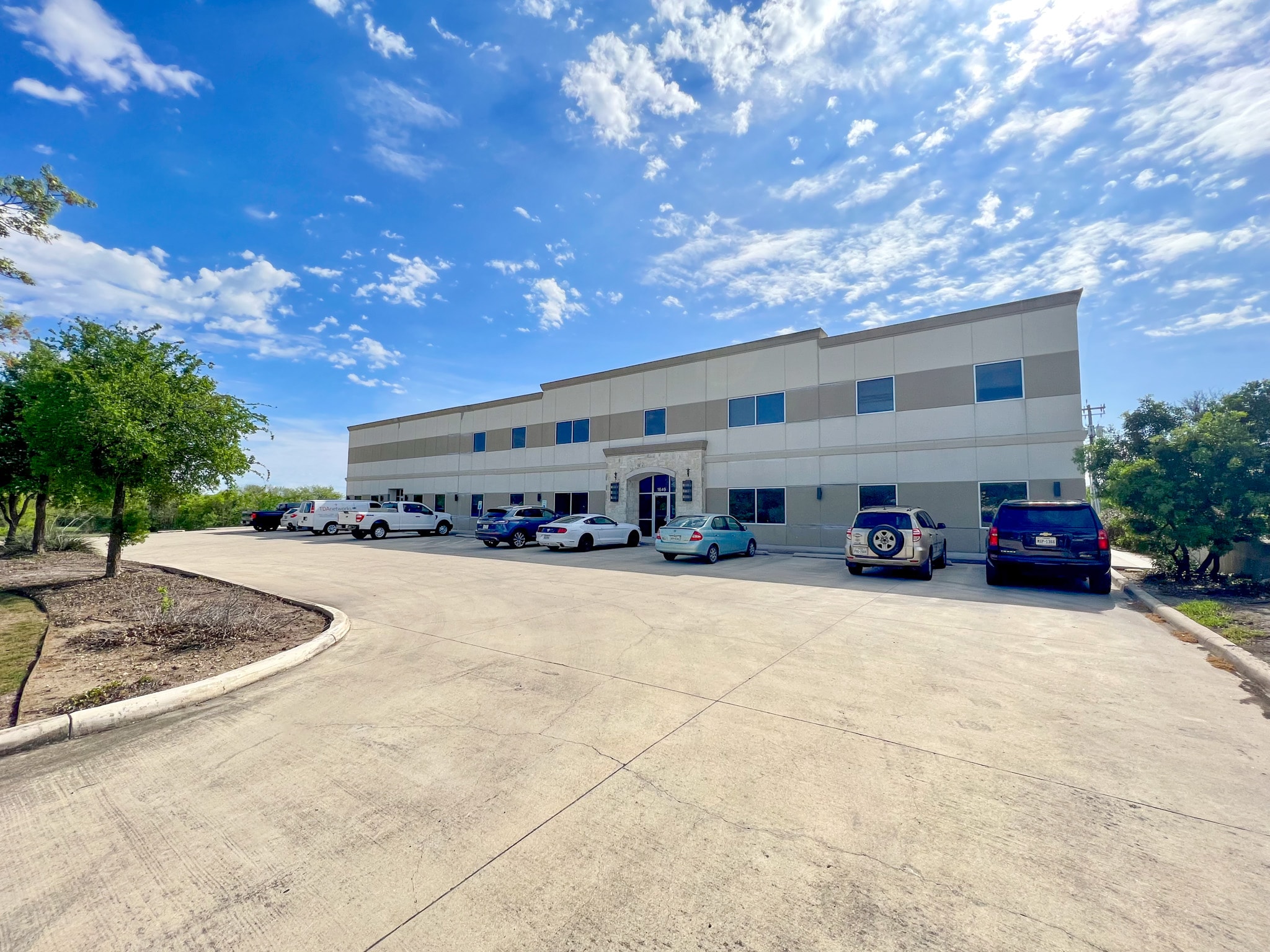 1649 Universal City Blvd, Universal City, TX for sale Building Photo- Image 1 of 7