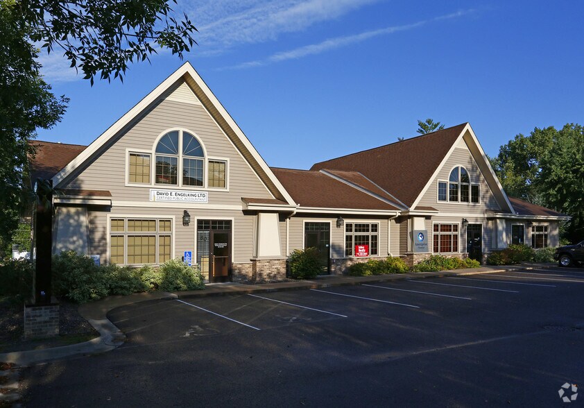 80-86 3rd St NW, Forest Lake, MN for sale - Primary Photo - Image 1 of 1