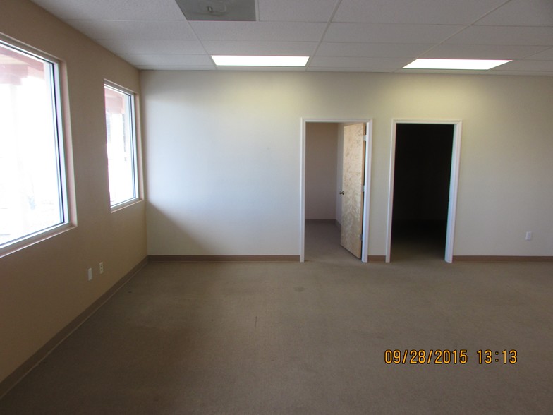 45 W Cedar St, Fernley, NV for lease - Interior Photo - Image 2 of 6