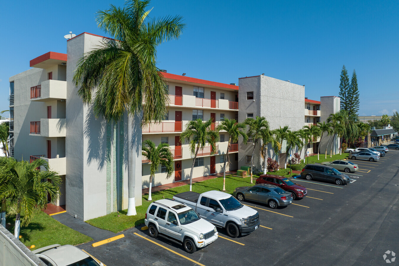 hallandale fl 33009 post office