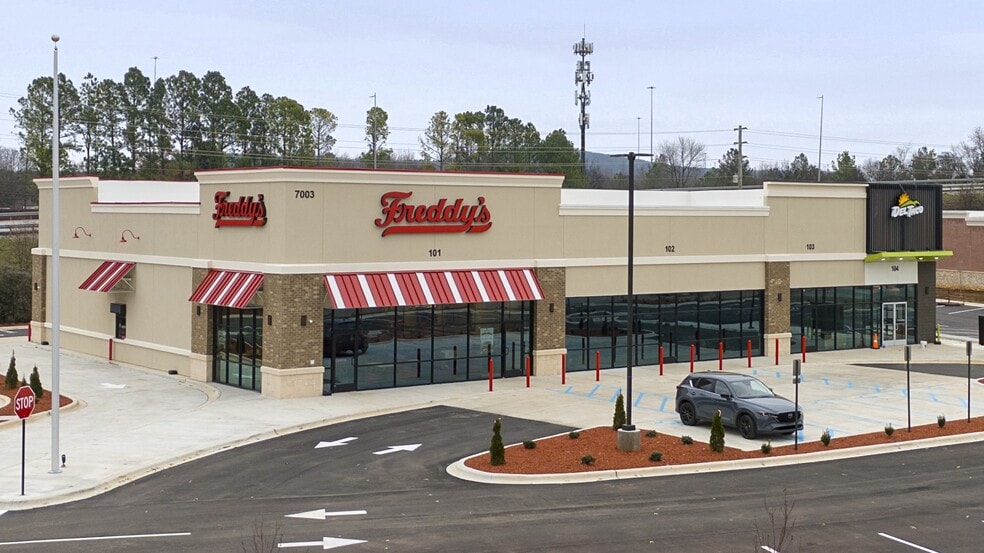 7003 Cabela Dr Nw, Huntsville, AL for lease - Building Photo - Image 2 of 4