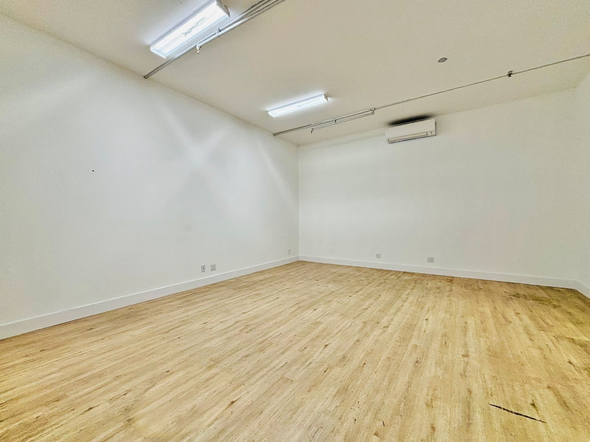 1001 Irving Ave, Ridgewood, NY for lease Interior Photo- Image 1 of 1