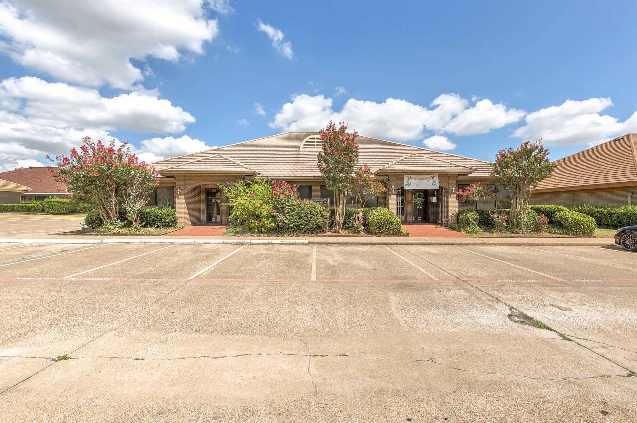 625 Matlock Centre Cir, Arlington, TX for sale Building Photo- Image 1 of 1