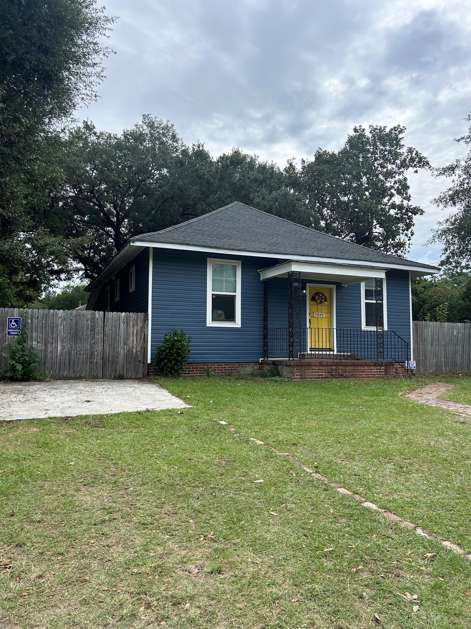 1935 Cosgrove Ave, North Charleston, SC for lease Building Photo- Image 1 of 13