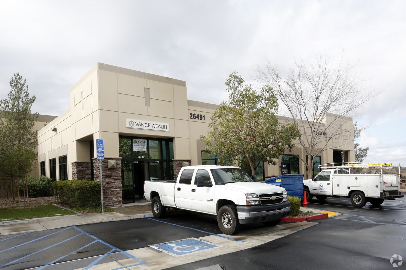 2649126495 Summit Cir, Santa Clarita, CA 91350