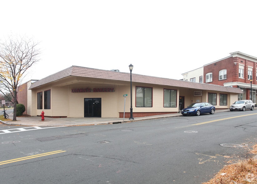27-35 Pearl St, Enfield, CT for lease - Primary Photo - Image 1 of 22