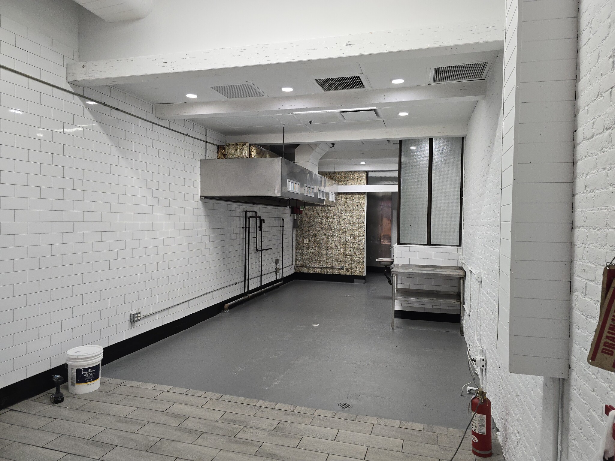 155 Chambers St, New York, NY for lease Interior Photo- Image 1 of 3