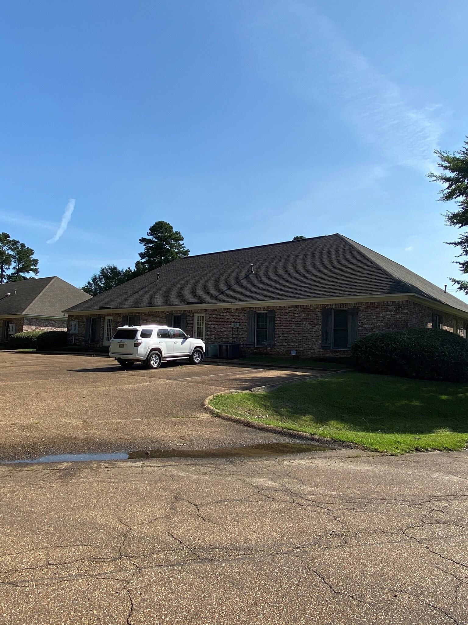 439 Katherine Dr, Flowood, MS 39232 Office for Sale