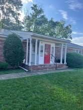 676 Amboy Ave, Woodbridge, NJ for lease Building Photo- Image 2 of 5