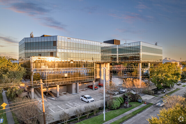 More details for 550 Westcott St, Houston, TX - Office for Lease