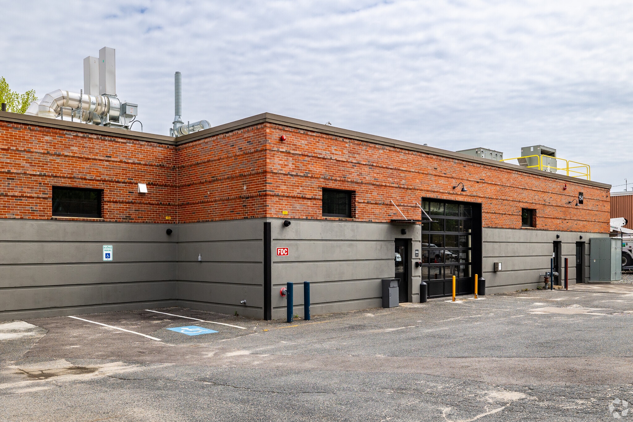 154 Calvary St, Waltham, MA for lease Building Photo- Image 1 of 21