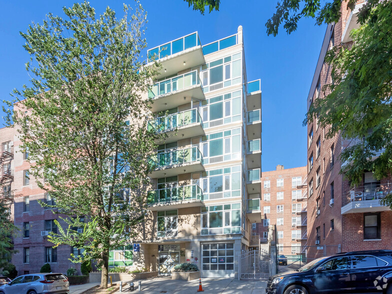 3511 Cambridge Ave, Bronx, NY for sale - Primary Photo - Image 1 of 1