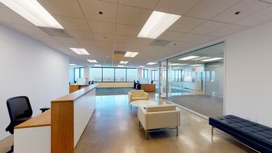 4270 Executive Sq, La Jolla, CA for lease Interior Photo- Image 1 of 4