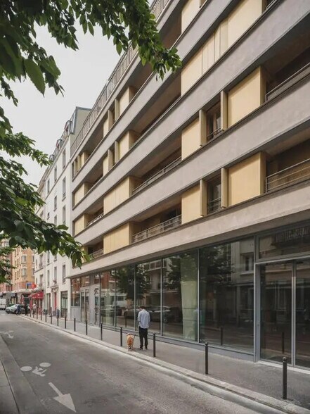 Office in Paris for sale - Building Photo - Image 3 of 16