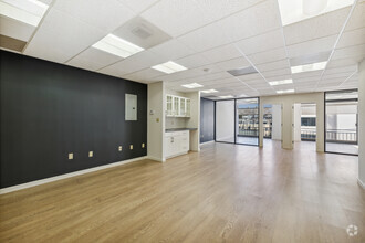 2001 Union St, San Francisco, CA for lease Interior Photo- Image 2 of 7