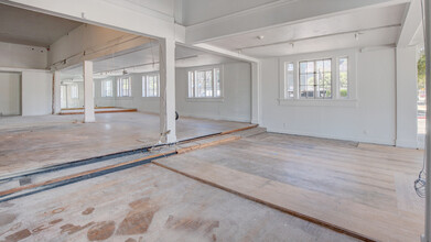 1411-1417 Bridgeway Blvd, Sausalito, CA for lease Interior Photo- Image 2 of 24