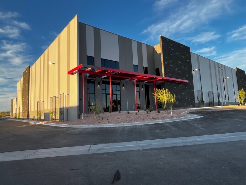 5710 E McDowell Rd, Mesa, AZ 85215 Longbow Industrial Center
