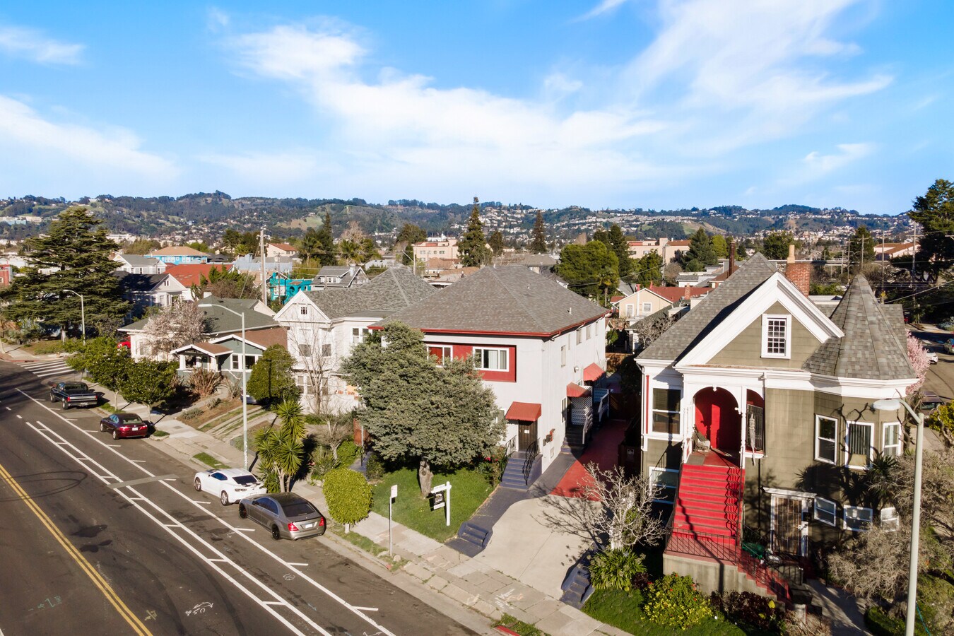 5810 Adeline St, Oakland, CA 94608