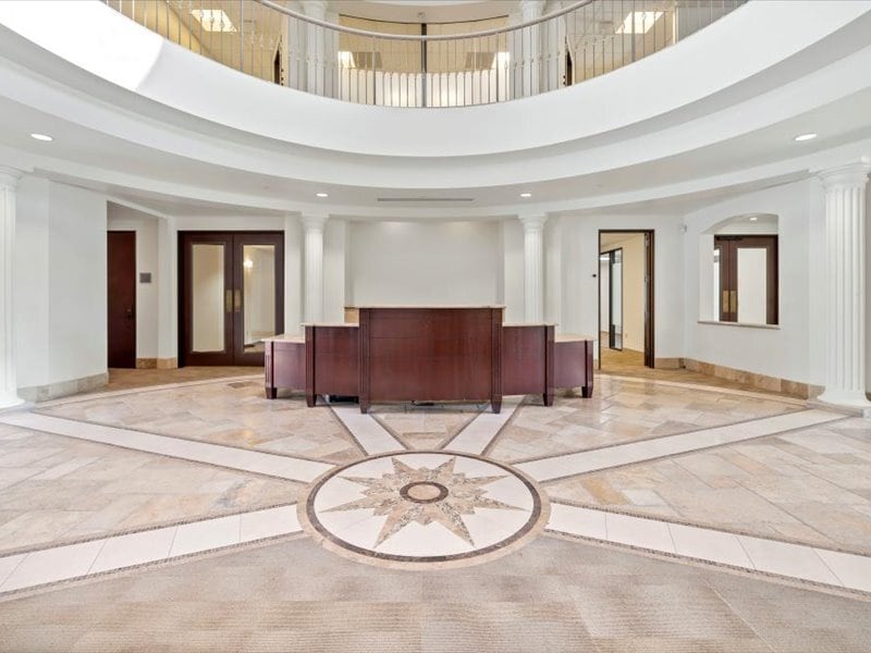 10275 N De Anza Blvd, Cupertino, CA for lease Interior Photo- Image 1 of 8