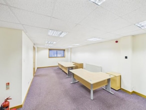North Rd, Inverkeithing for lease Interior Photo- Image 1 of 4