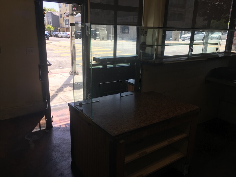 798 S Van Ness Ave, San Francisco, CA for lease - Building Photo - Image 2 of 17