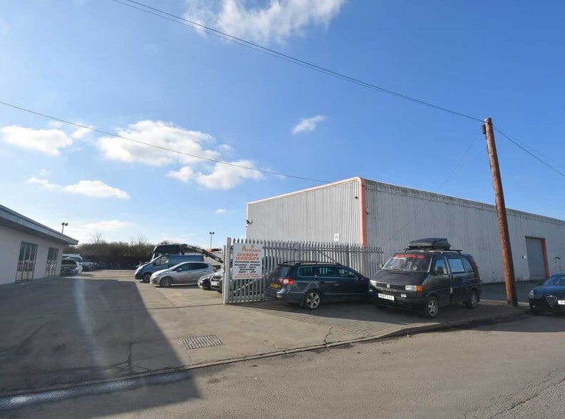 Lancaster Way, Sandwich for sale - Primary Photo - Image 1 of 1