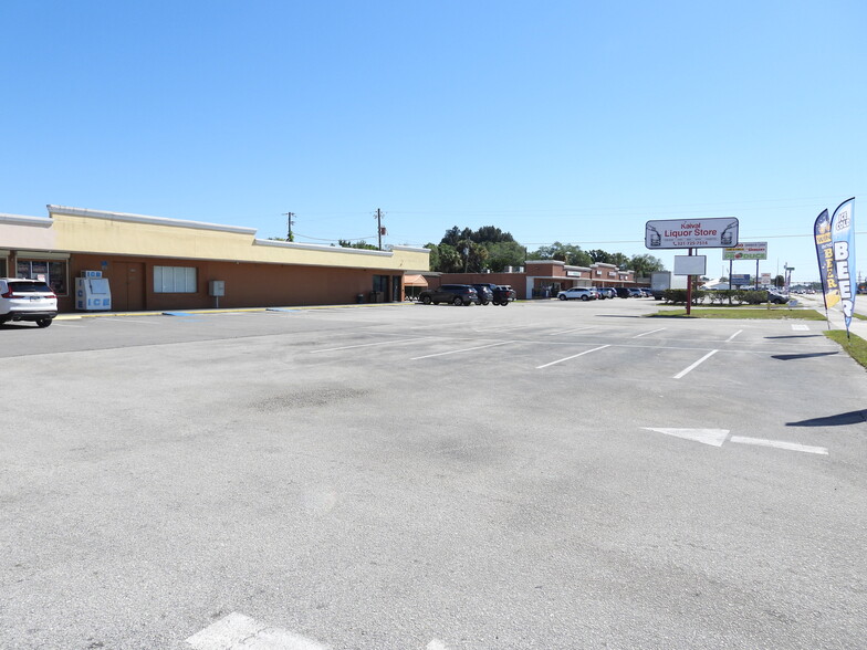 3300-3350 W New Haven Ave, Melbourne, FL for lease - Building Photo - Image 3 of 12