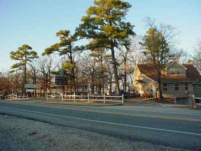 14582 W Hwy 62, Eureka Springs, AR for sale - Primary Photo - Image 1 of 1