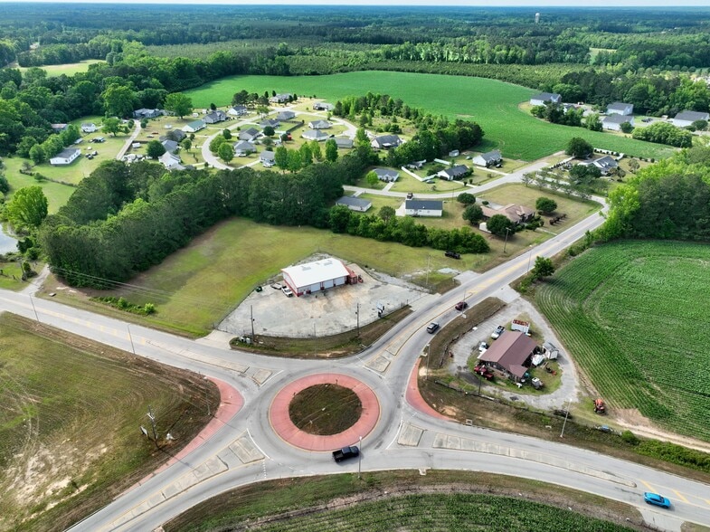 3318 Raccoon Rd, Manning, SC for sale - Building Photo - Image 2 of 2