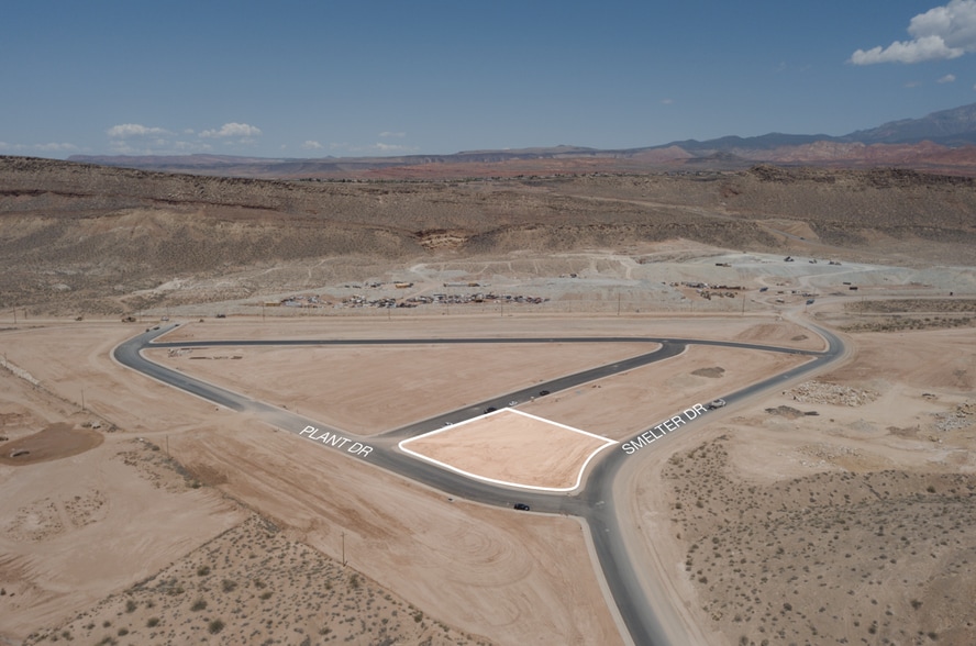 Plant Dr, Washington, UT for sale - Primary Photo - Image 1 of 2