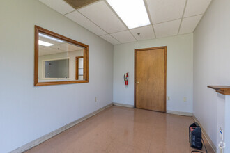 201 Schmid Plaza Rd, Anderson, SC for lease Interior Photo- Image 2 of 9