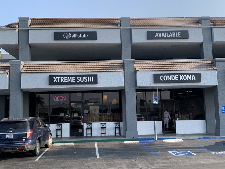 4272-4470 Katella Ave, Los Alamitos, CA for lease - Building Photo - Image 3 of 5